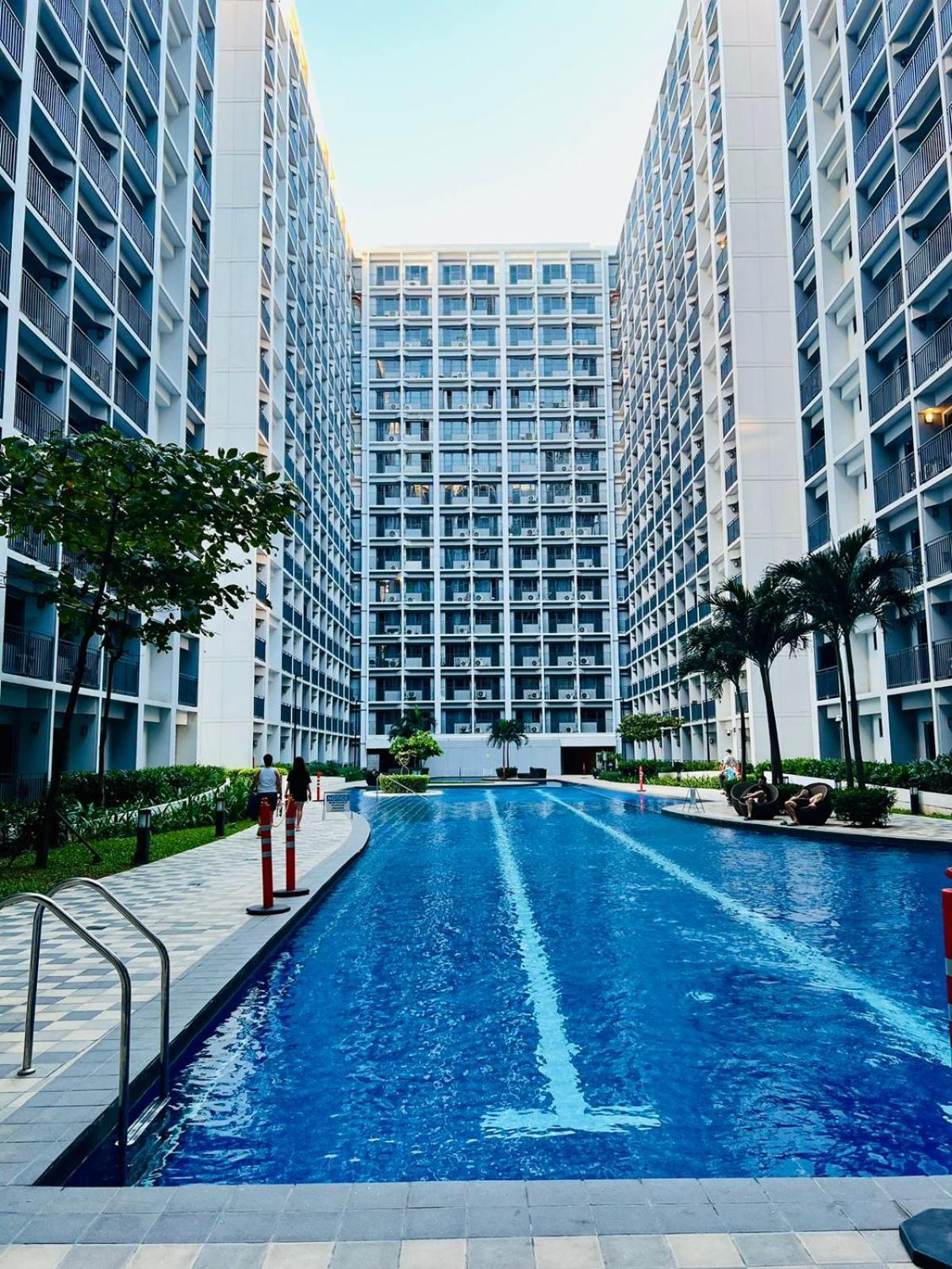 Shore 2 Residences Tower 2 Пасай Екстериор снимка